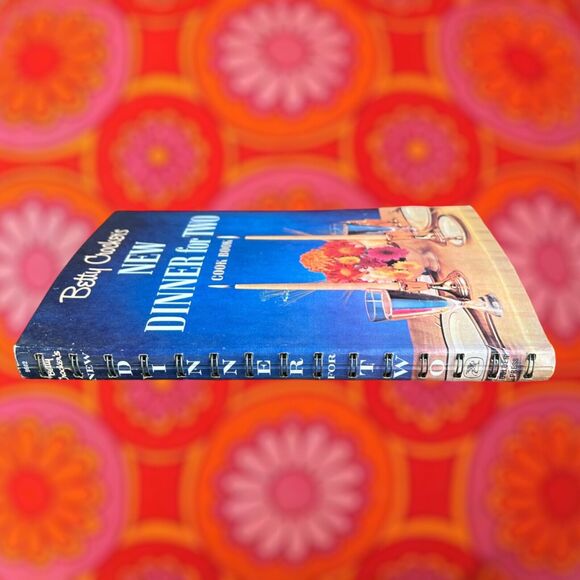 1964 Vintage Betty Crocker's New Dinner For Two Cookbook Golden Press First Ed - Picture 2 of 11